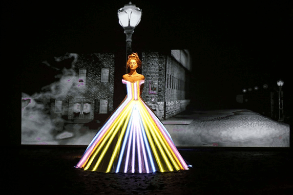 Dress Projection Mapping