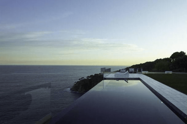 Spectacular designer house on Costa Brava