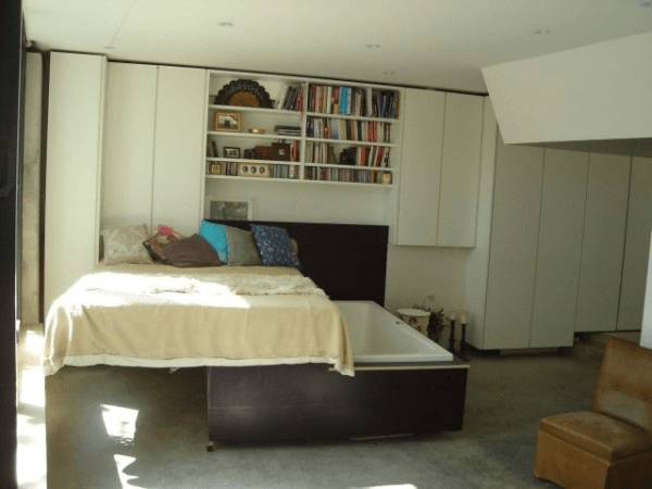 10 Extraordinary Bedrooms