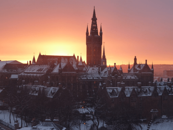 10 Uniquely Stunning College Campuses