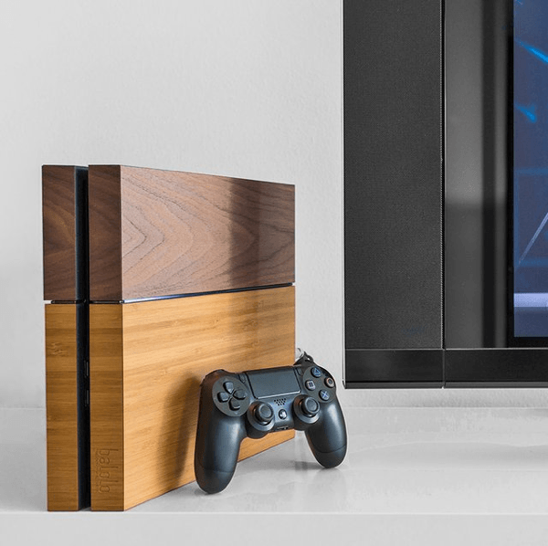 Wooden PlayStation 4 Cover
