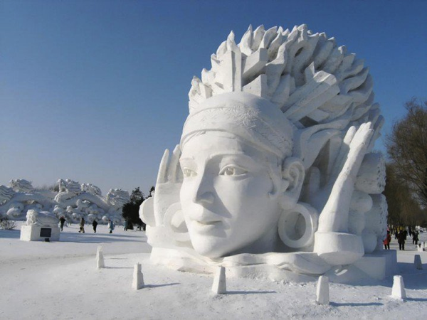 impressive snow sculpturs