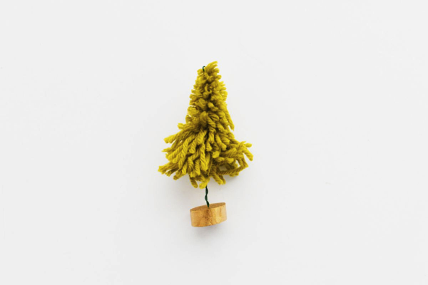 DIY Mini Yarn Christmas Trees