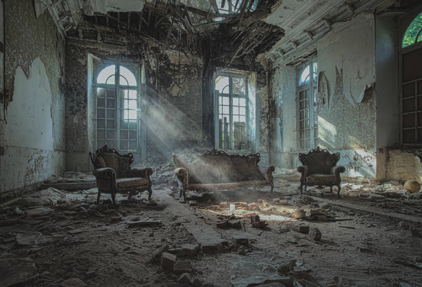 romantic abandoned places