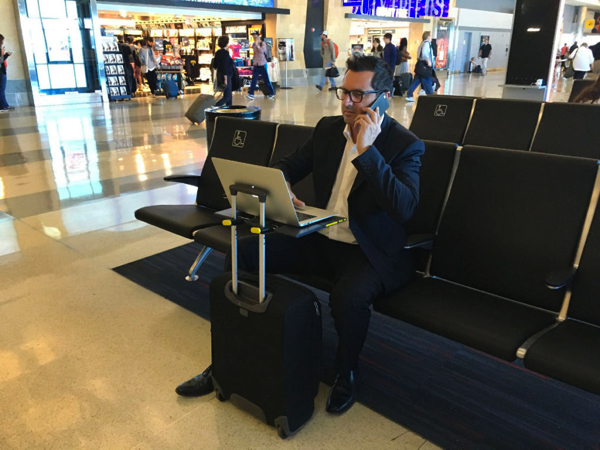 Smartoo travel desk