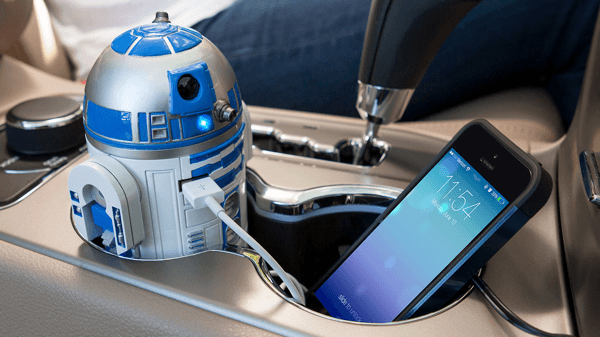 あの頼れる相棒があなたの車に！ 映画の雰囲気そのままにR2-D2型のUSBカーチャージャー - R2-D2 USB Car Charger