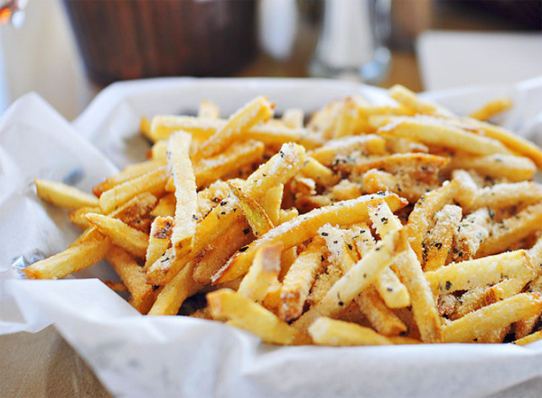 フライドポテト狂に捧ぐ。全部試したい絶品ポテトフライレシピ - 29 French fries