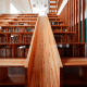 楽しそう！遊び心いっぱいの滑り台のある図書館のような家 - Library Slide