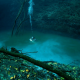 どうなってるの？！幻想的すぎる湖底に流れる奇跡の川 - Underwater River
