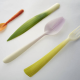 野菜スティックみたい！リアルな野菜や花びらのようなカラトリー